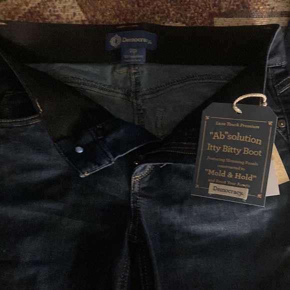 Democracy “Ab”solution—-NEW WITH TAGS - Picture 2 of 7